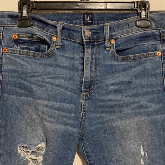 GAP True Skinny Jeans - Picture 3 of 10